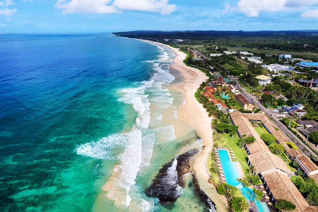02 The Fortress Resort Spa Colonial Luxury on Galle Beach