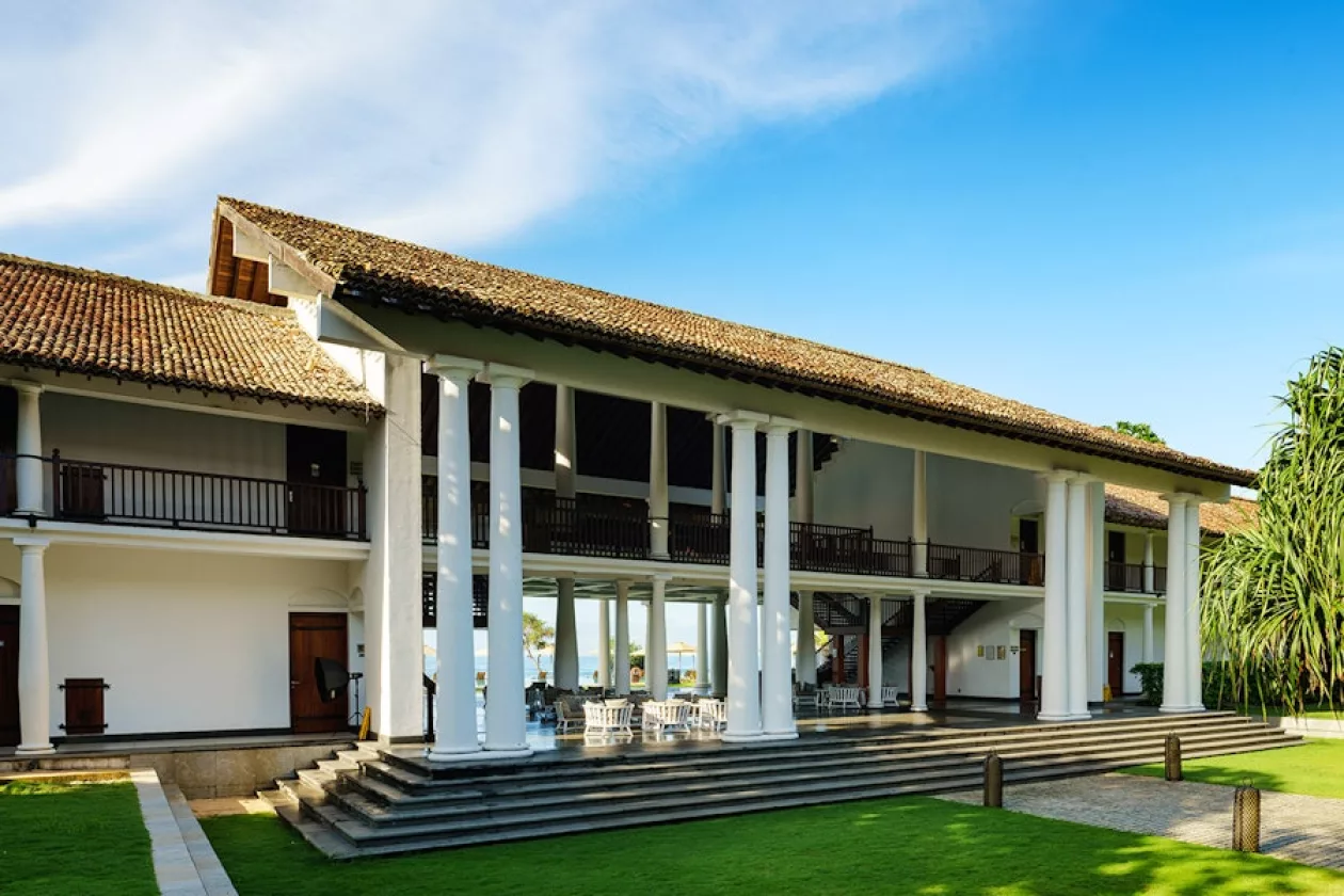 06 The Fortress Resort Spa Colonial Luxury on Galle Beach