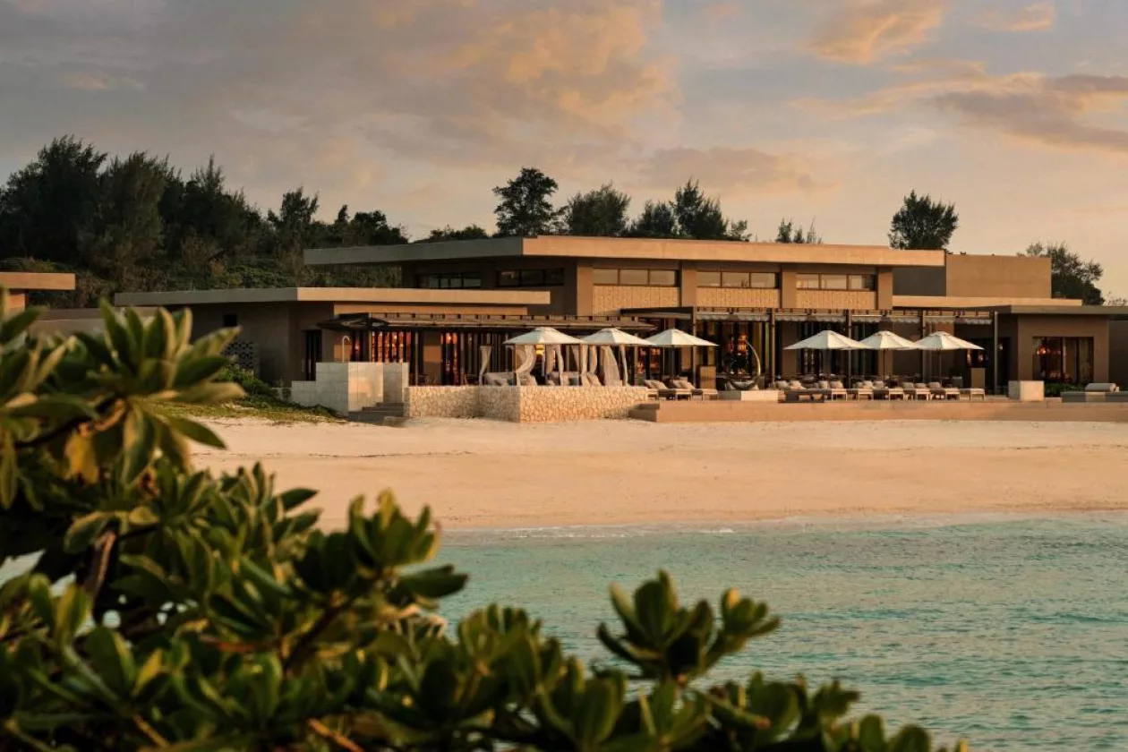 10 Rosewood Miyakojima