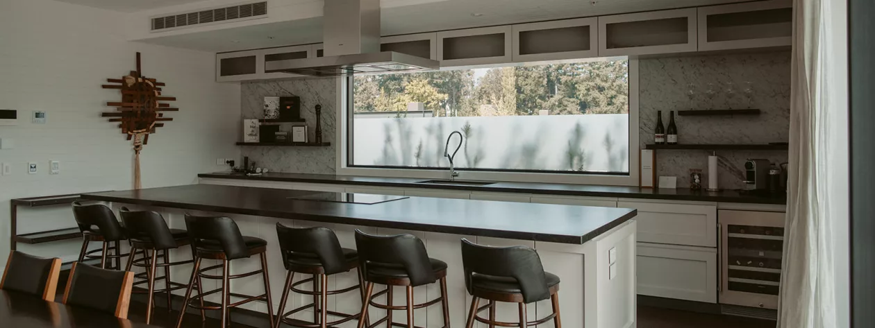 02 EICHARDT S PENTHOUSE QUEENSTOWN S PREMIER LAKESIDE SANCTUARY