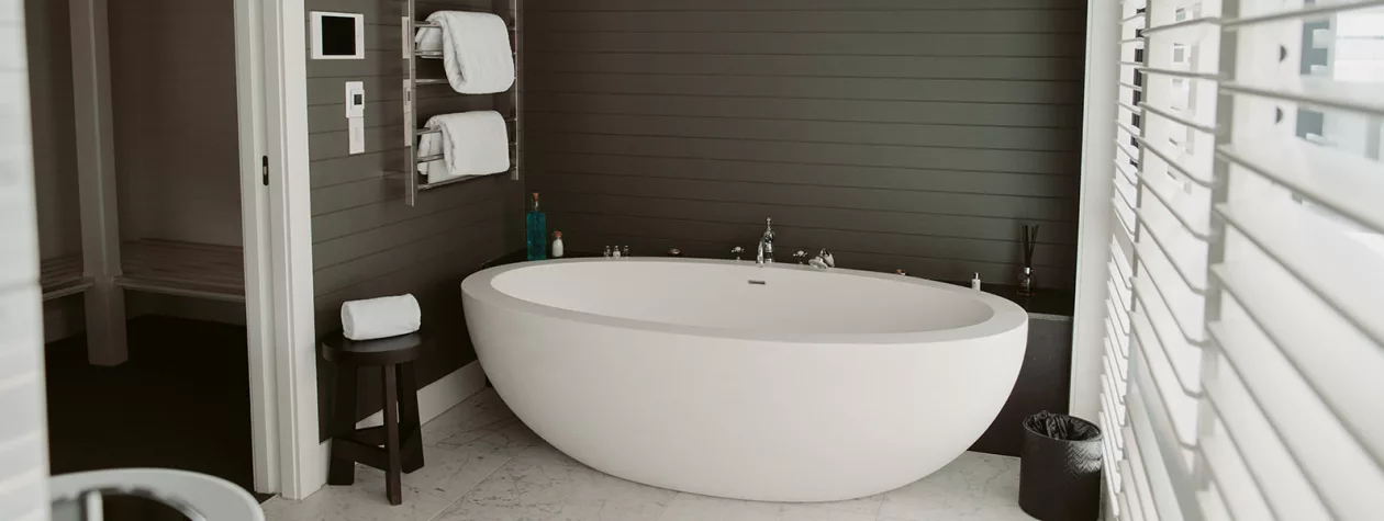 04 EICHARDT S PENTHOUSE QUEENSTOWN S PREMIER LAKESIDE SANCTUARY