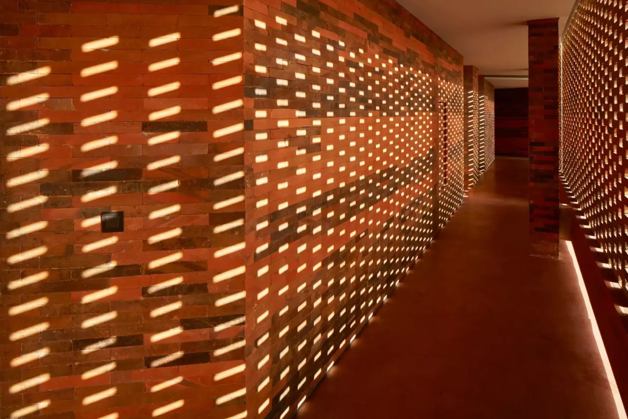 04 POTATO HEAD SUITES STUDIOS