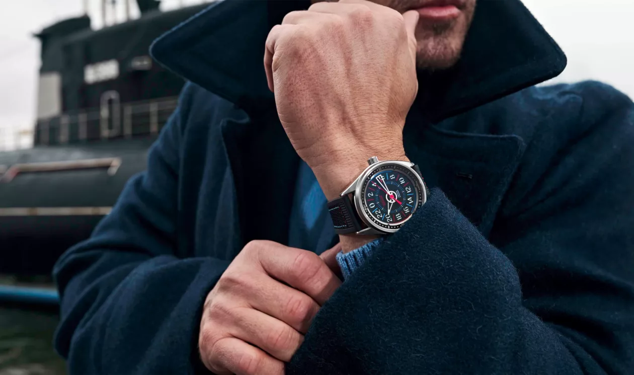 05 RAKETA PODVODNIK THE ULTIMATE 24 HOUR SUBMARINER S WATCH