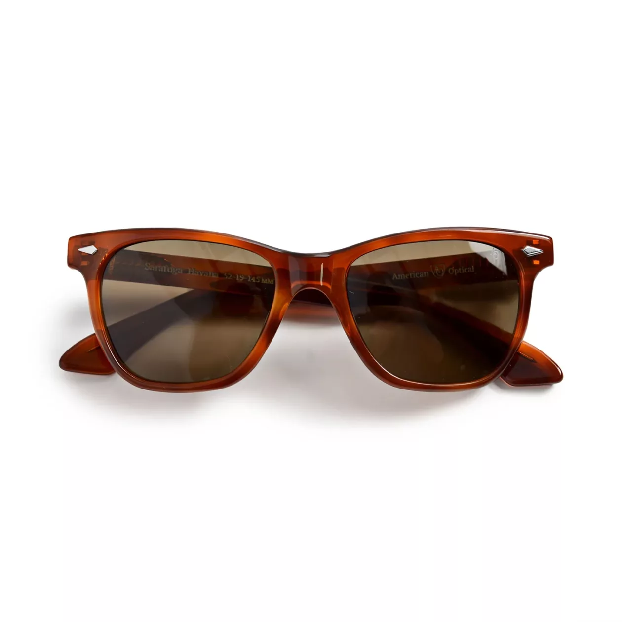 01 JFK S AMERICAN OPTICAL SARATOGA THE DEFINITIVE MID CENTURY ICON