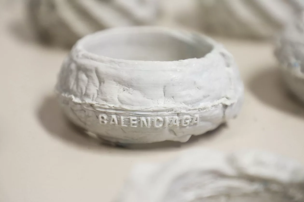 Shahar livne balenciaga jewellery design dezeen 2364 col 26 Supremarine3