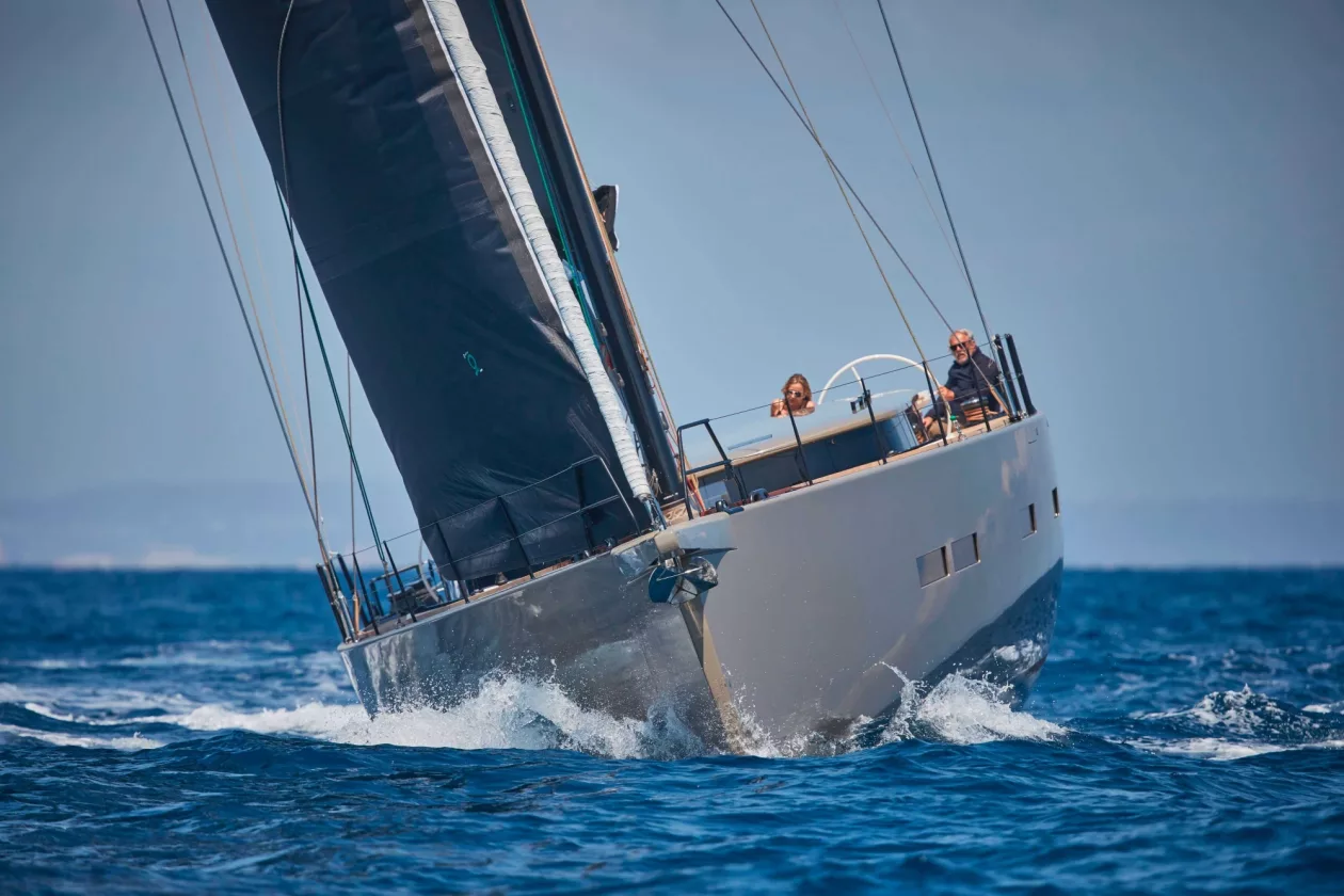 Y7 yacht03