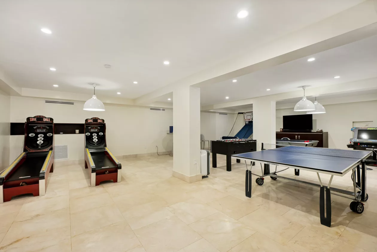 06 TURTLE TAIL ESTATE THE ULTIMATE 35 M CARIBBEAN SANCTUARY jpeg