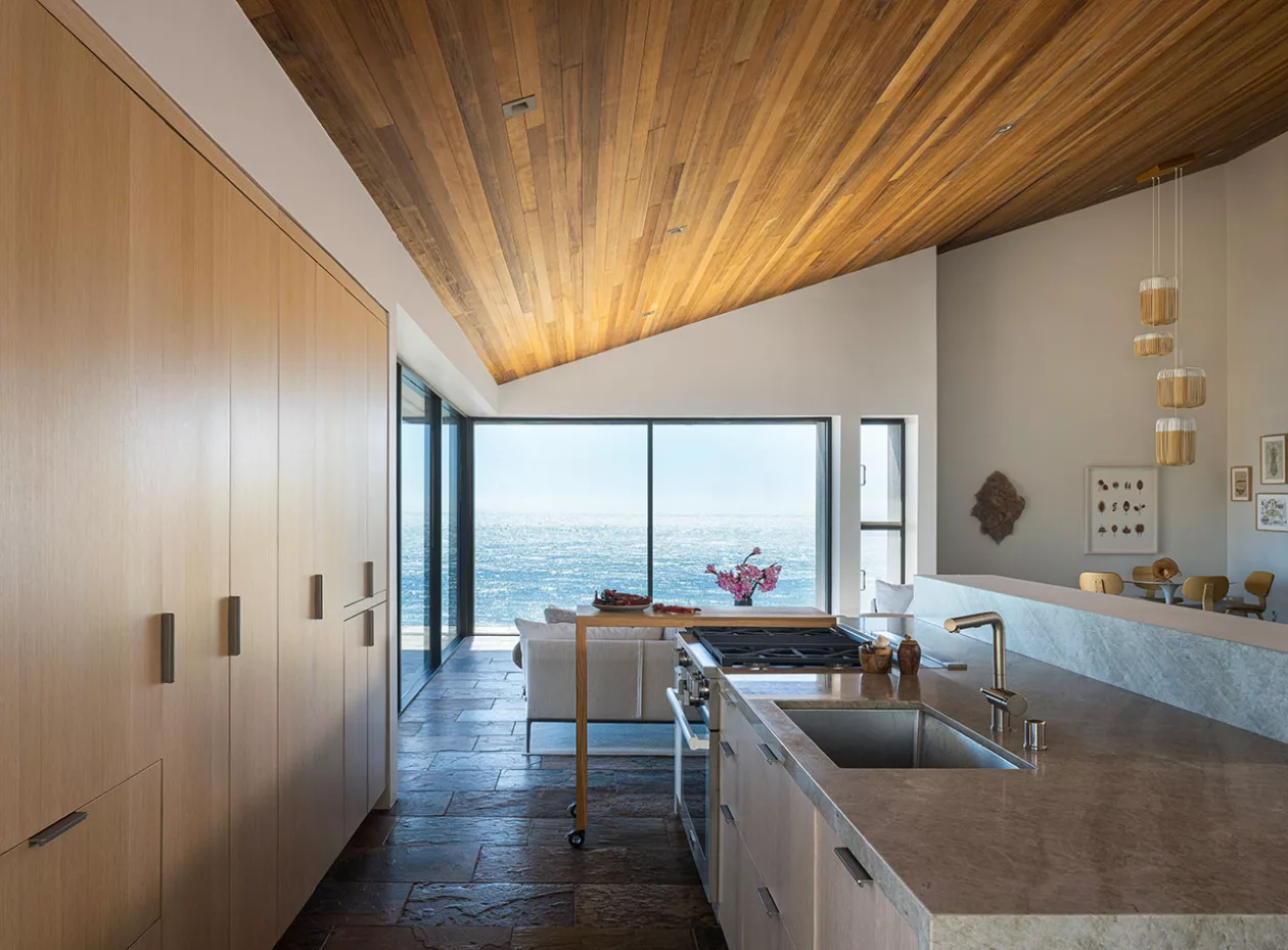 03 STANDING WAVE HOUSE