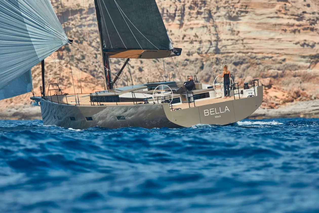 Y7 yacht04