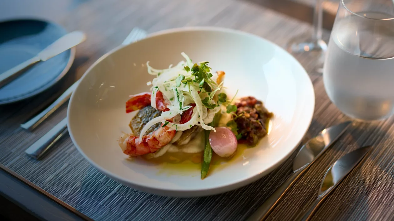 00 MICHELIN CALIBER CULINARY VOYAGES WITH THE RITZ CARLTON YACHT COLLECTION