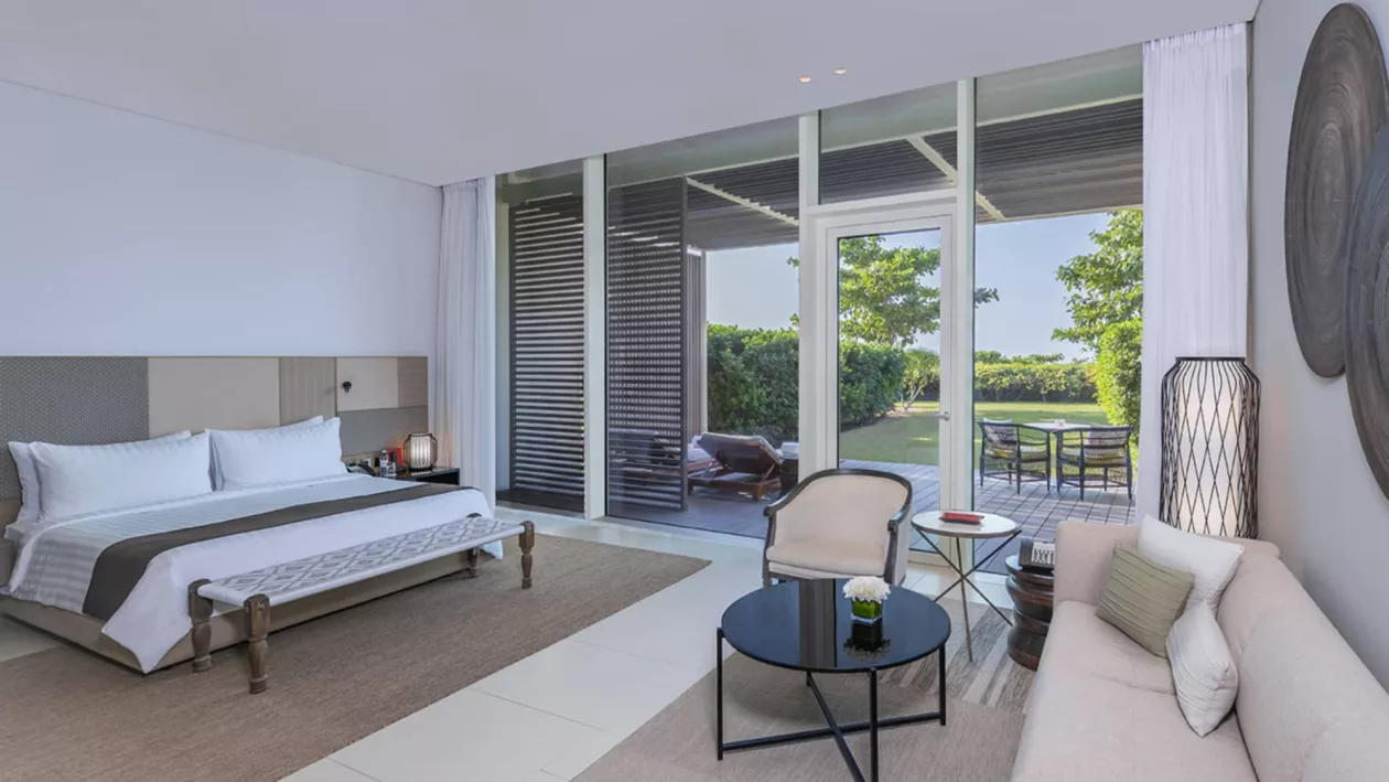 7 THE OBEROI BEACH RESORT