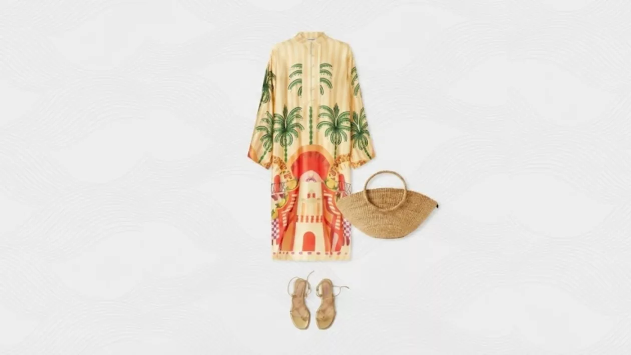 1 Luminous Coastline