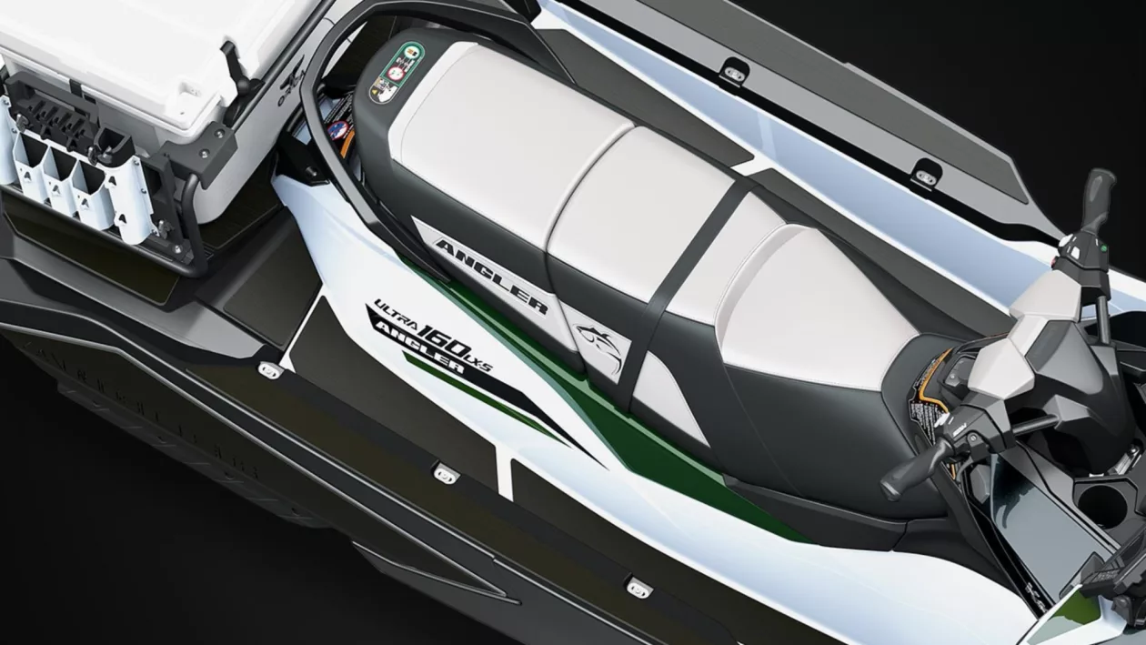 4 KAWASAKI JET SKI ULTRA 160 LX S ANGLER