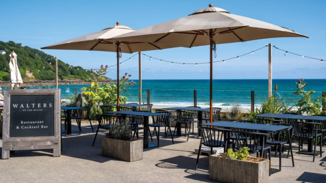 1 WALTER S ON THE BEACH