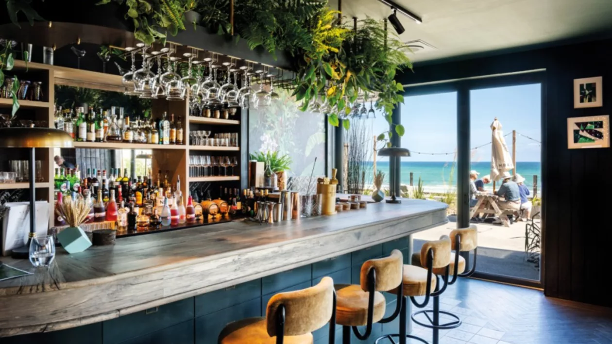 2 WALTER S ON THE BEACH