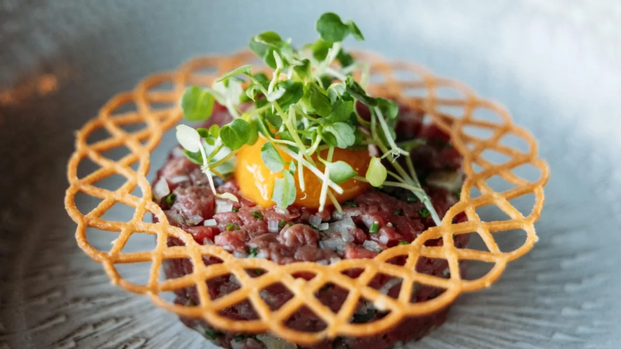 4 WALTER S ON THE BEACH