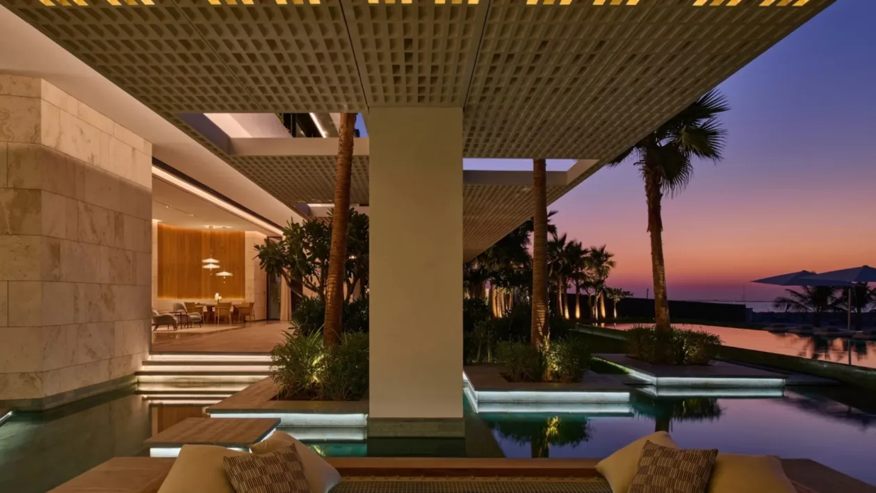 6 JUMEIRAH BAY ISLAND