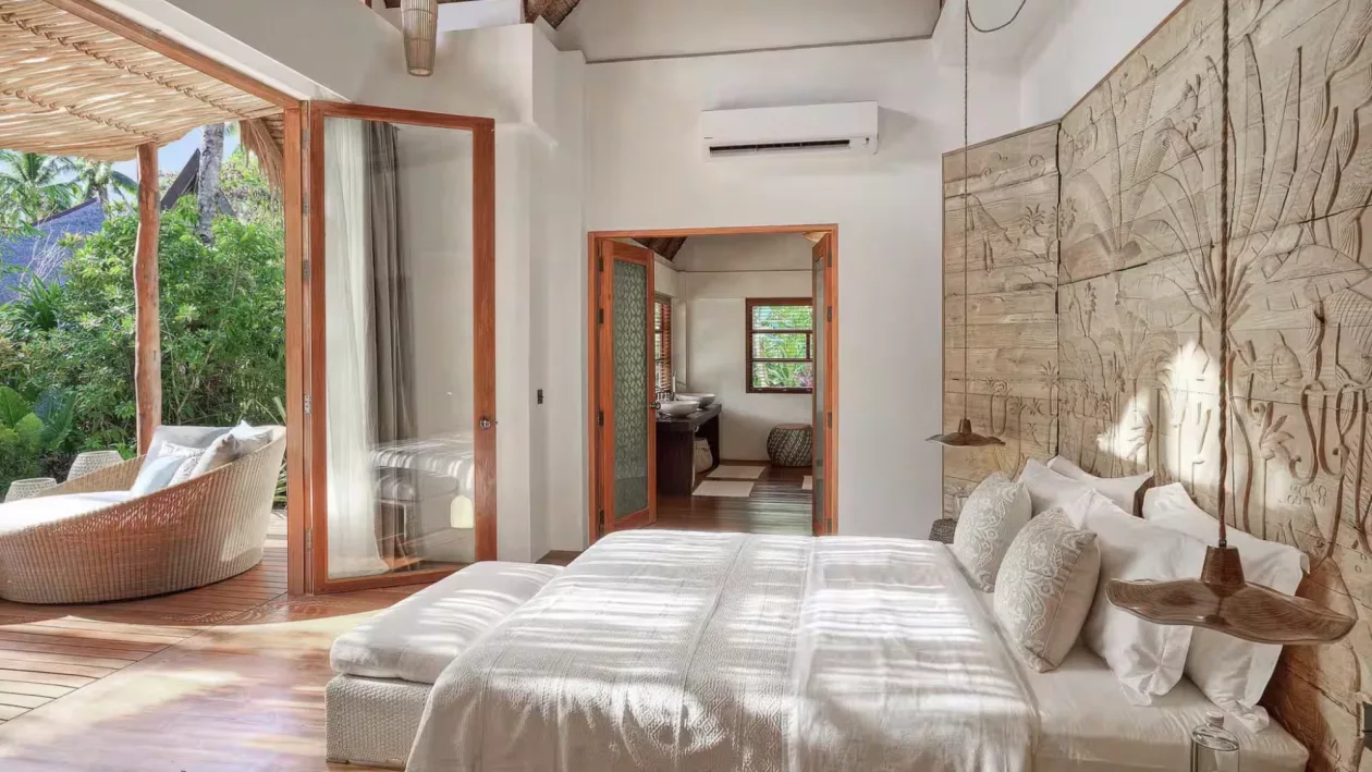 7 NAY PALAD HIDEAWAY