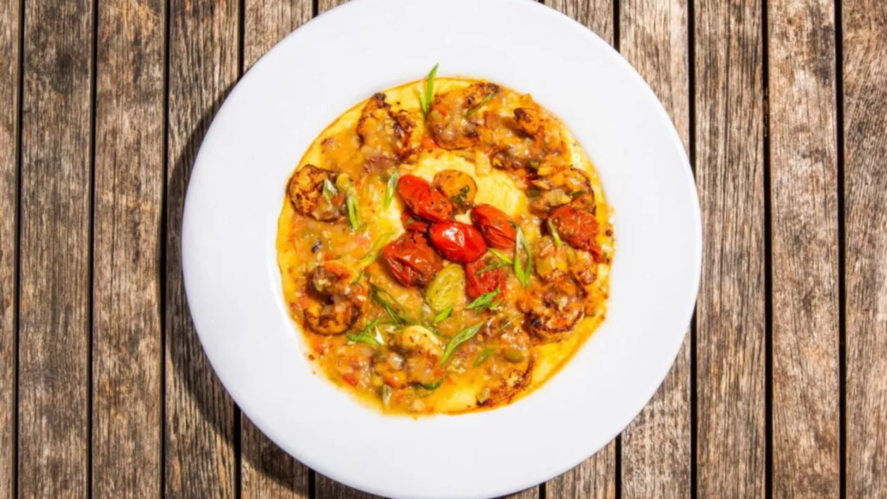 2 HUDSON S ON THE DOCKS