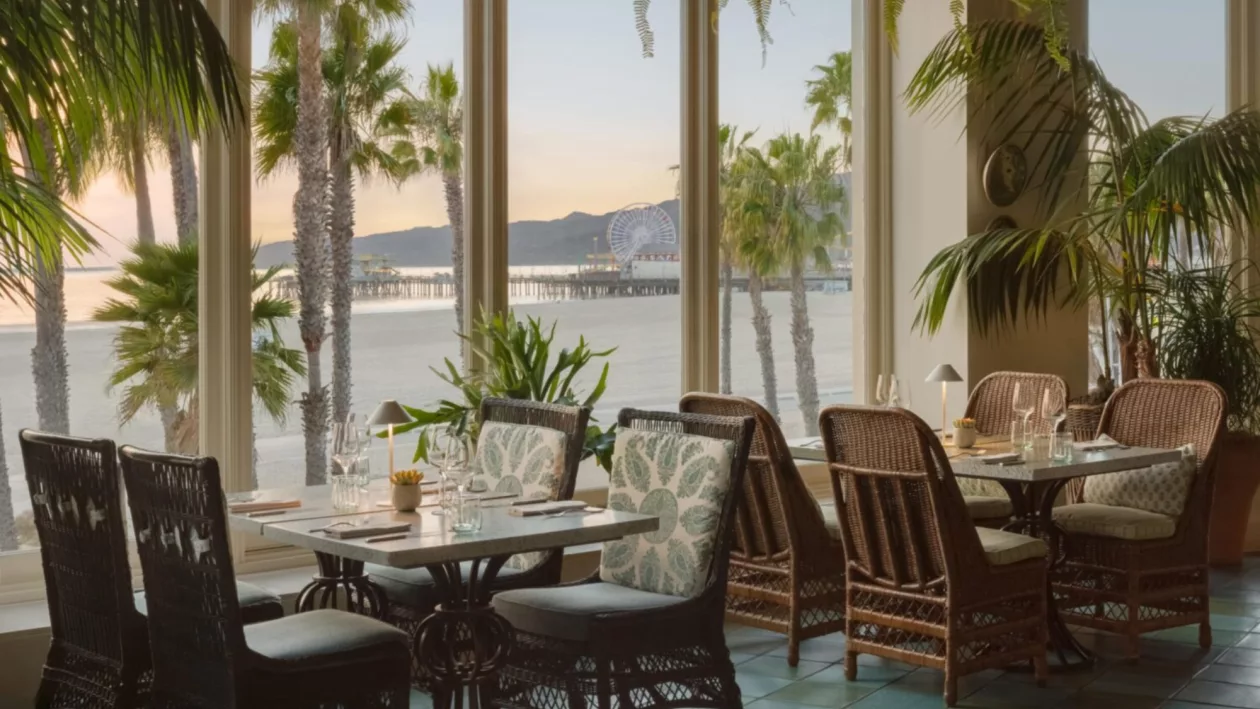 4 HOTEL CASA DEL MAR