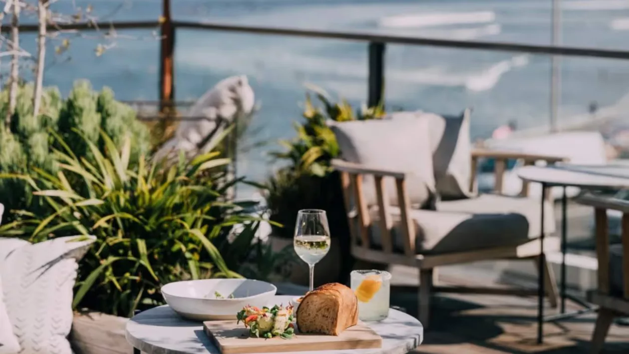 5 THE SURFRIDER MALIBU