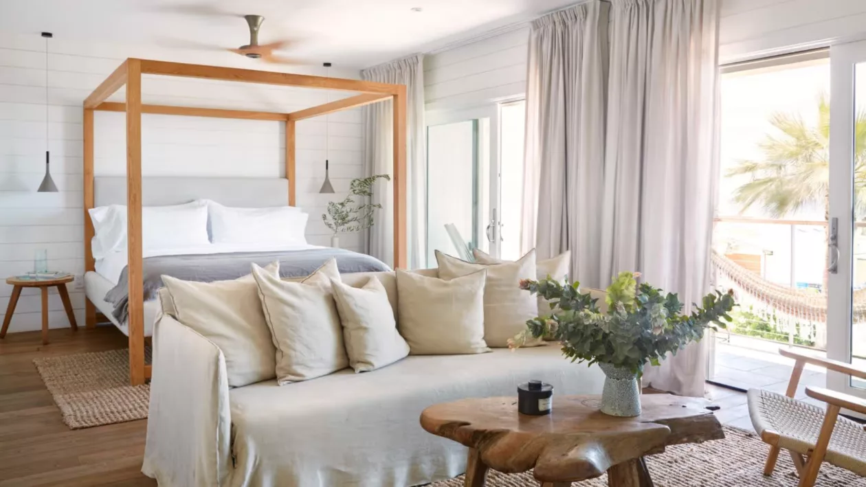 9 THE SURFRIDER MALIBU