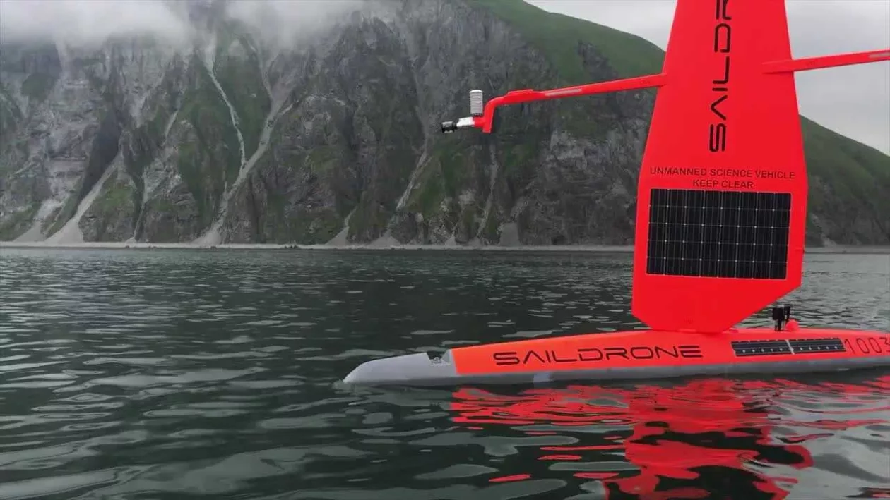Saildrone05