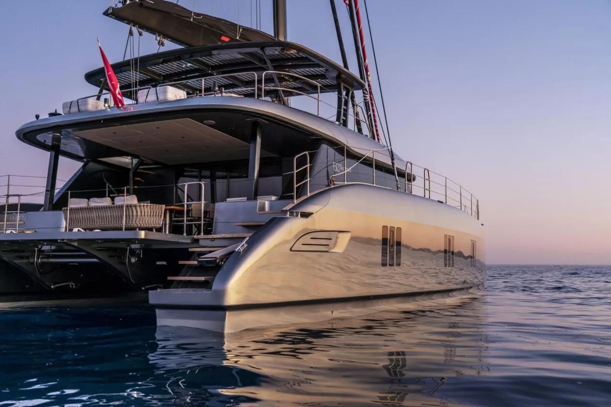 E catamaran04