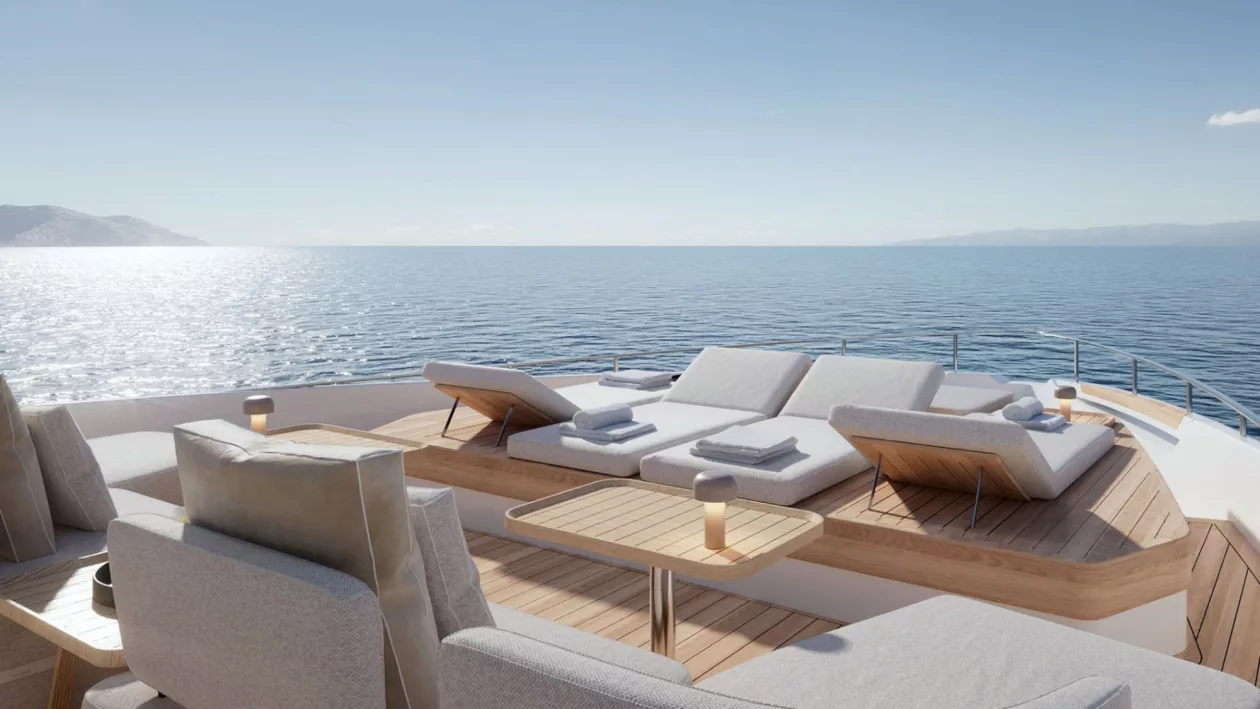 4 Custom Line Navetta 35