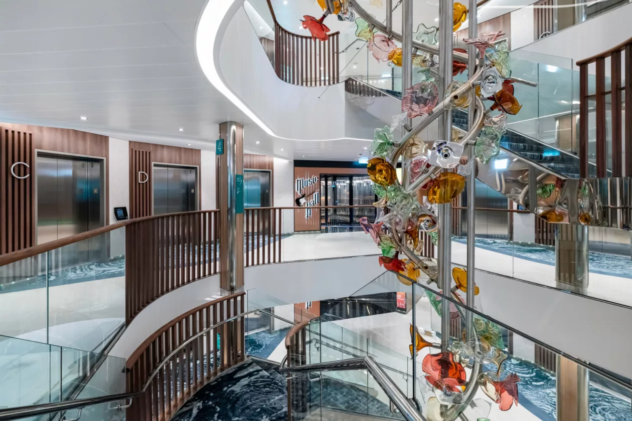 2 Luminara superyacht Lasvit