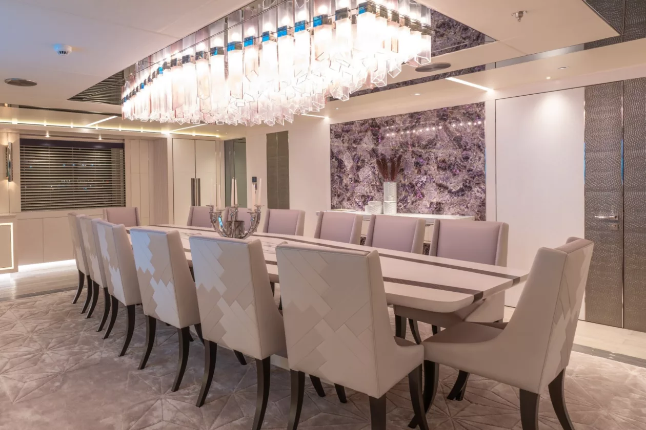 4 Luminara superyacht Lasvit