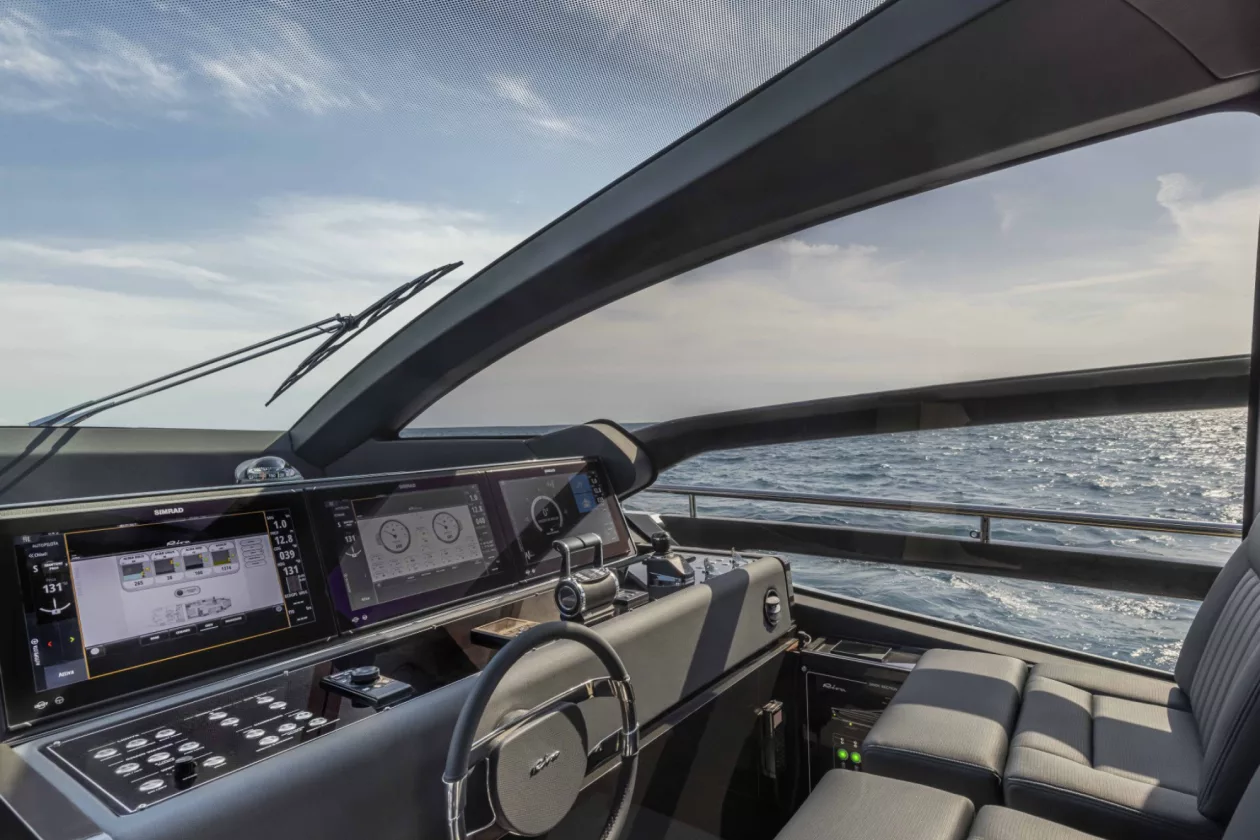 3 Riva 76 Perseo Super