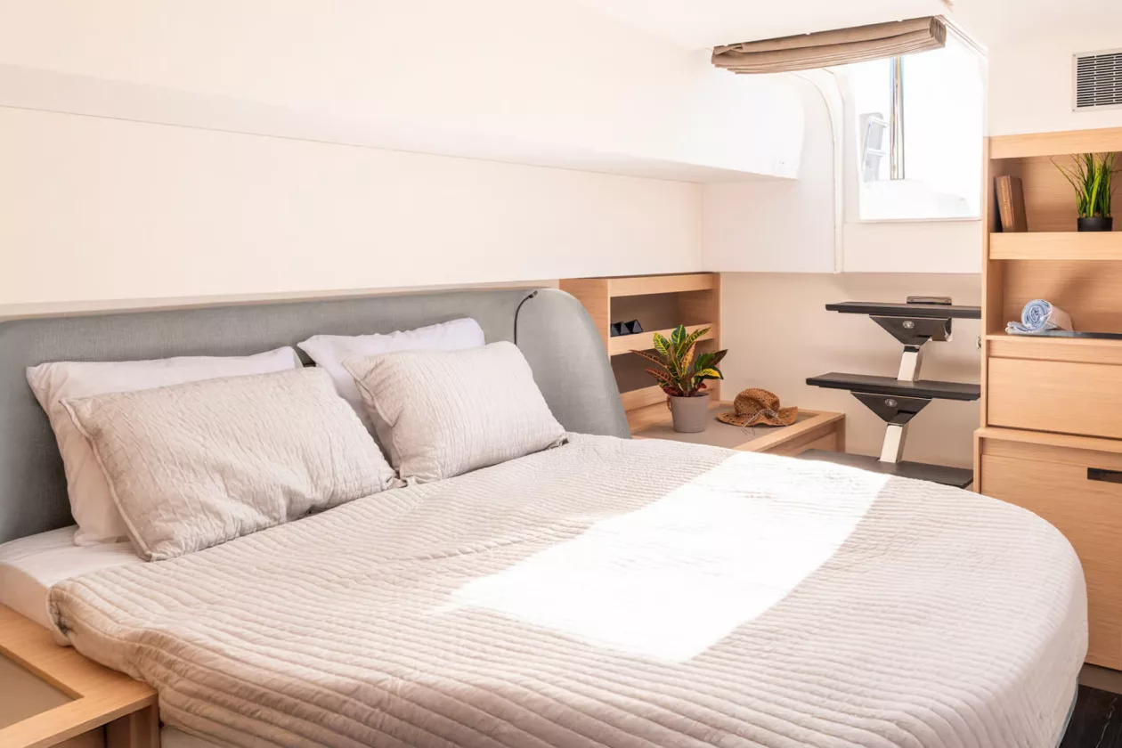 6 Fountaine Pajot Aura 51 The Smart Catamaran with Integrated AI Navigation