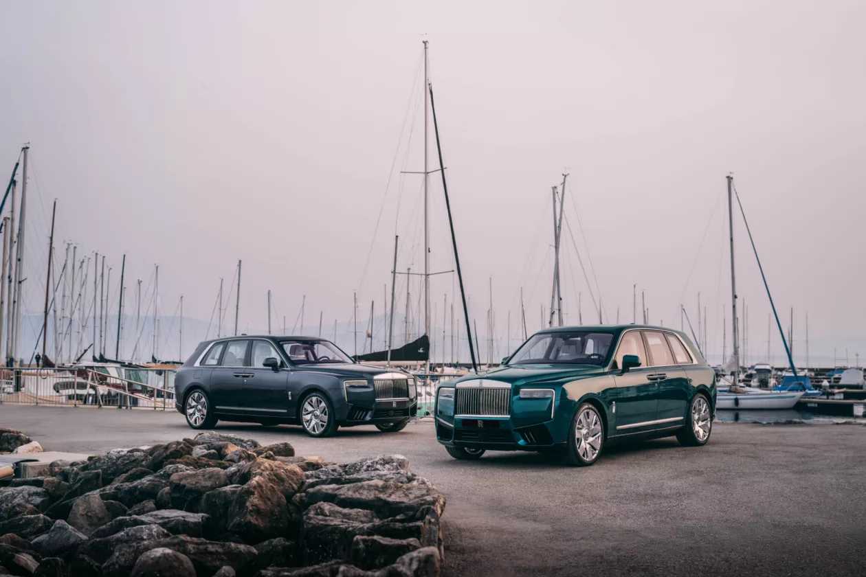 1 Rolls Royce Cullinan Yachting