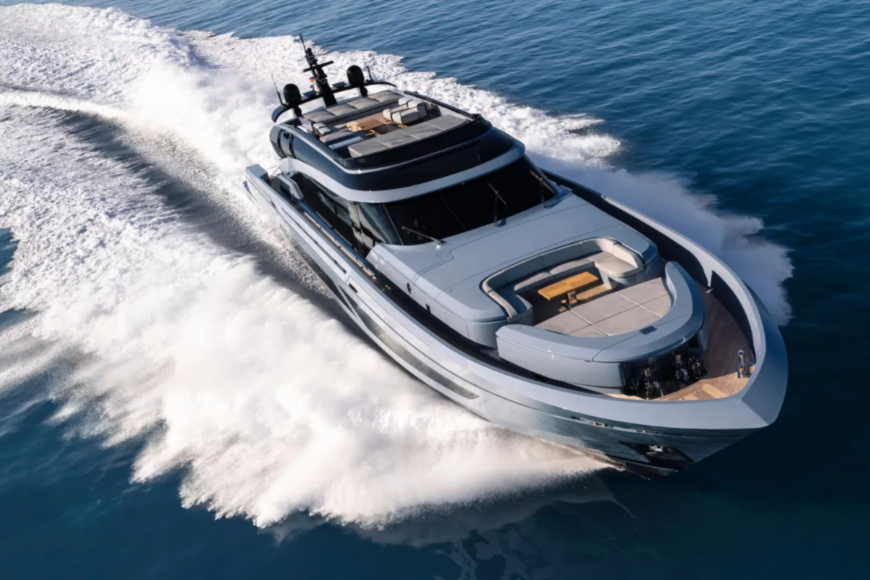 4 AB 130 Super Luxury Sport Yacht