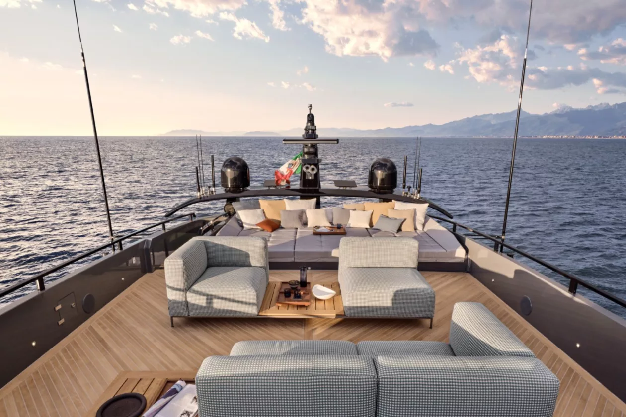 10 AB 130 Super Luxury Sport Yacht