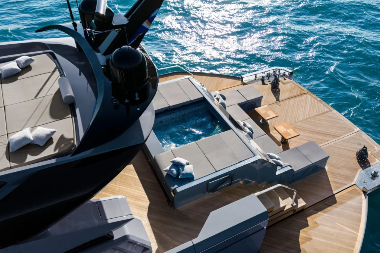 5 AB 130 Super Luxury Sport Yacht