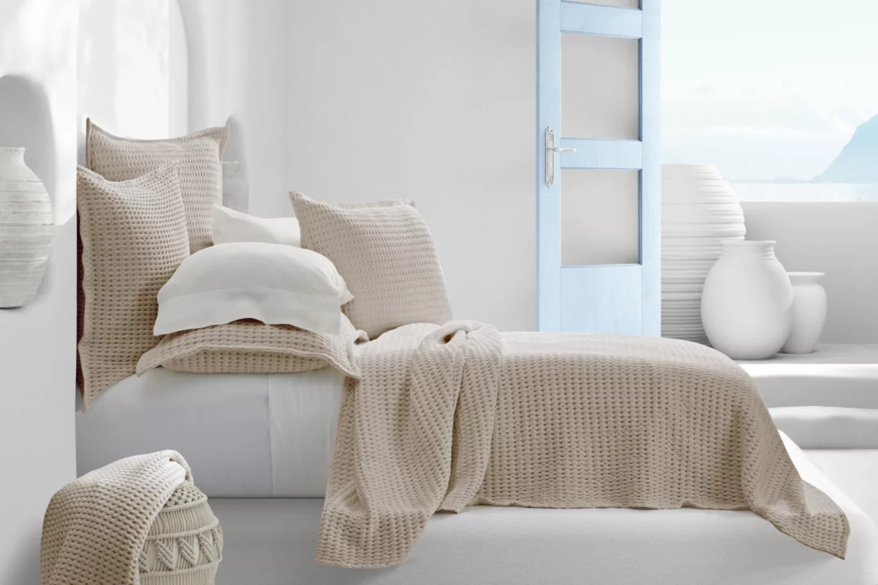 1 Pebble Beach Sham by J QUEEN NEW YORK