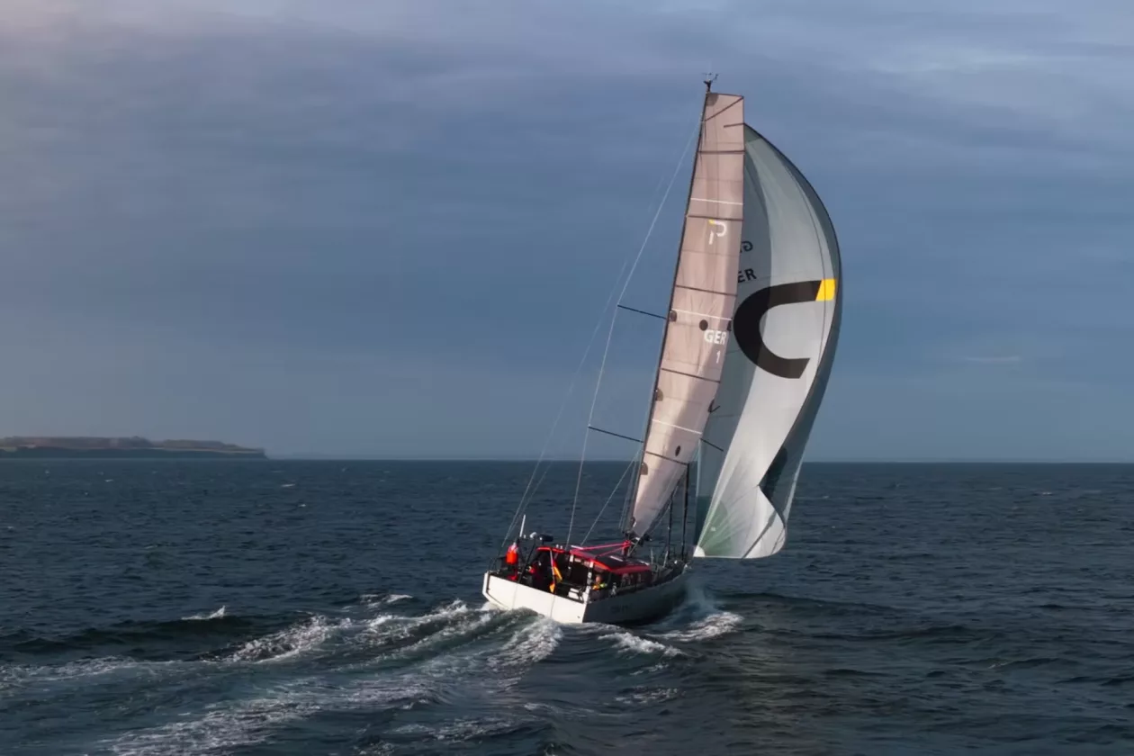 2 Pure 42 The Minimalist Sailing Yacht