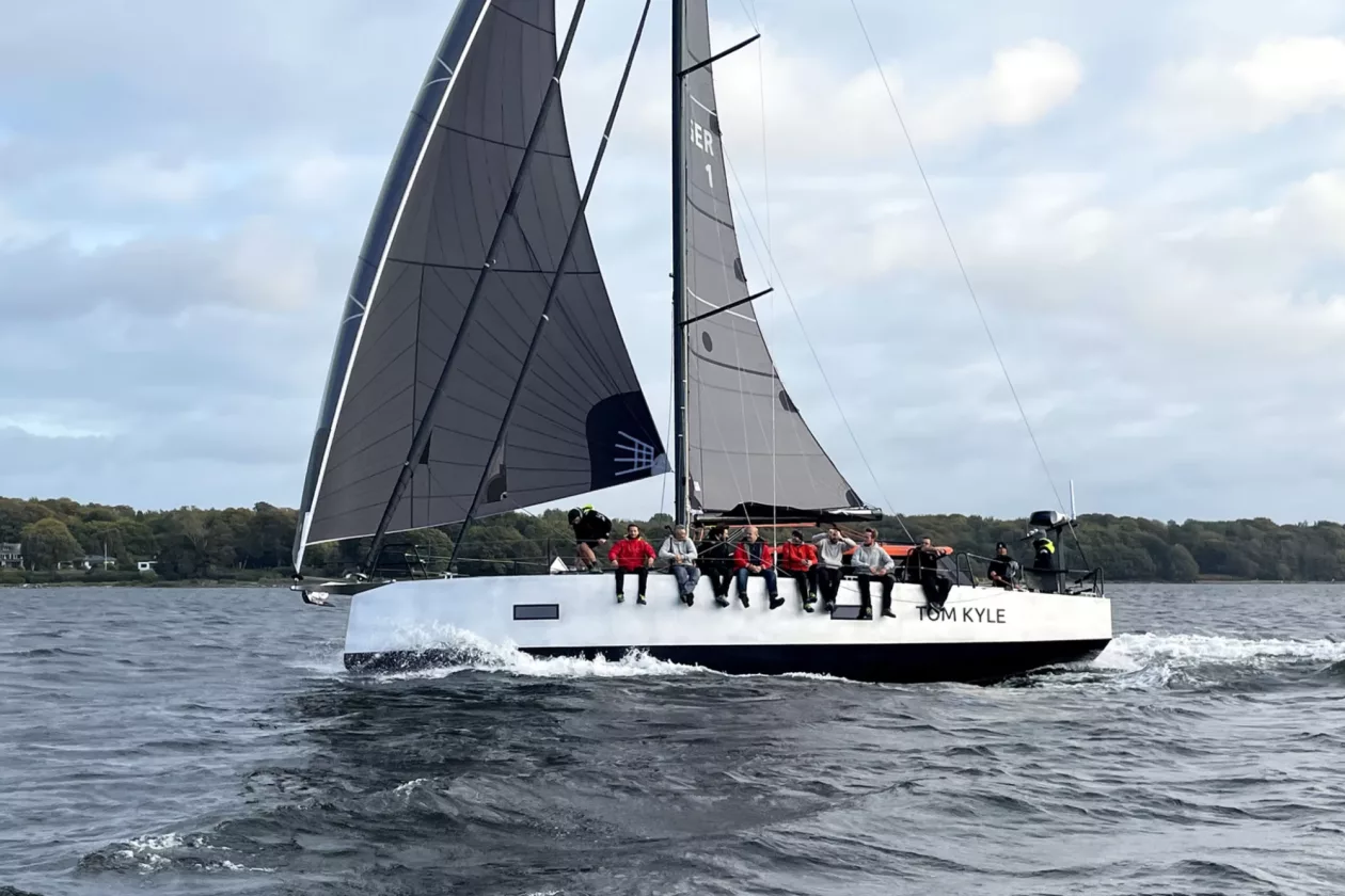 7 Pure 42 The Minimalist Sailing Yacht