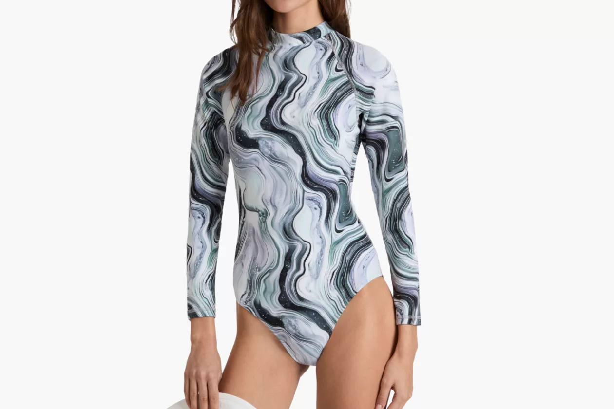 1 Vilebrequin Womens UV Protection
