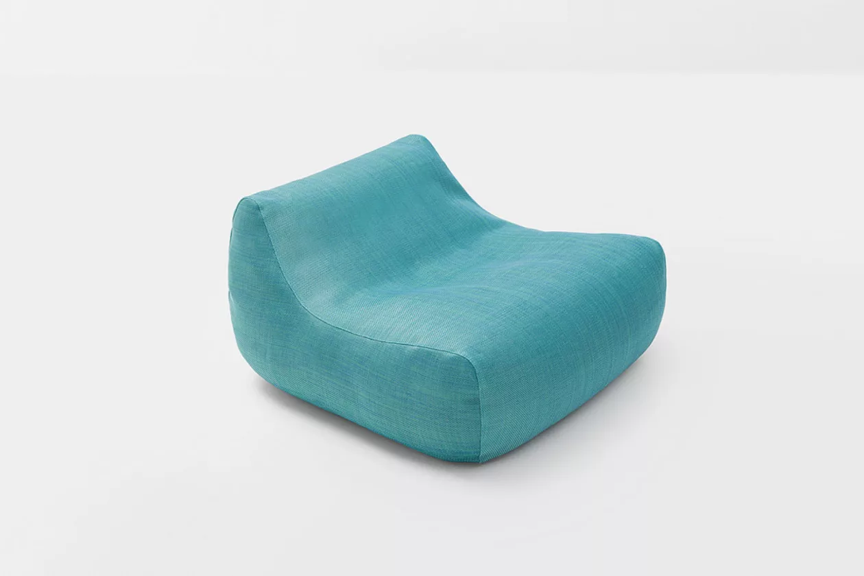 2 Paola Lenti Float Outdoor Daybed