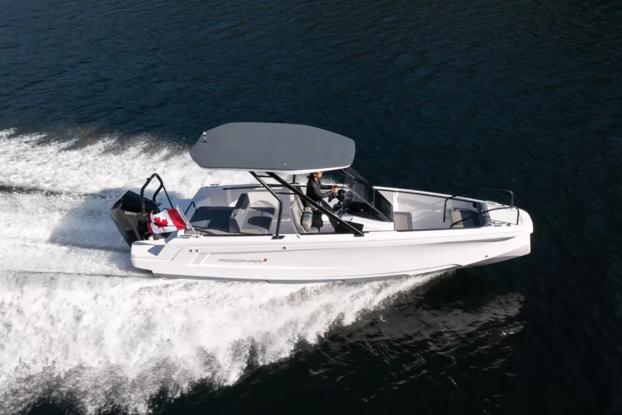 3 Explore the Axopar 22 T Top
