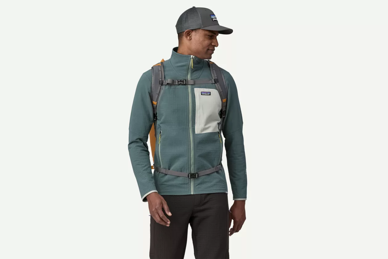 4 Patagonia Stormfront Roll Top Pack