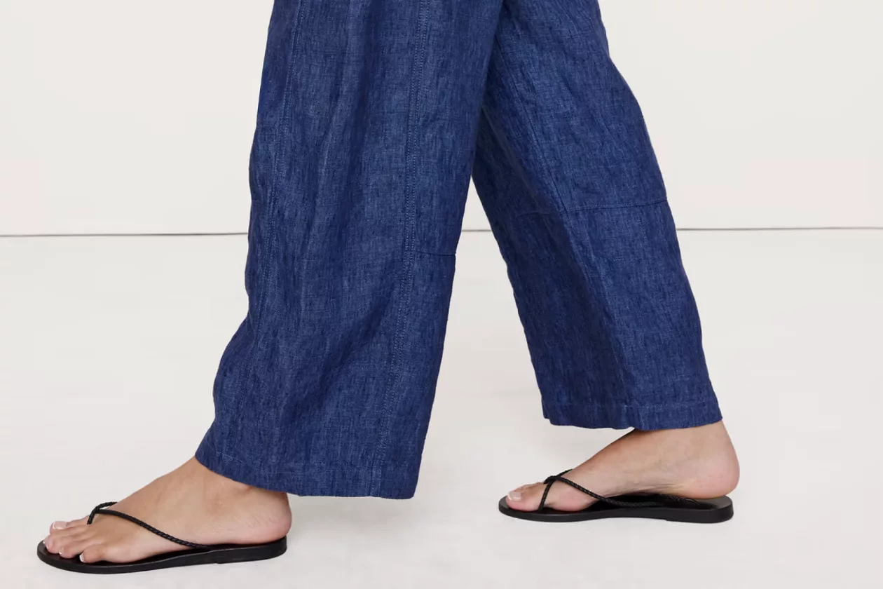 3 Mid Rise Relaxed Painter Pull On Pant in Linen