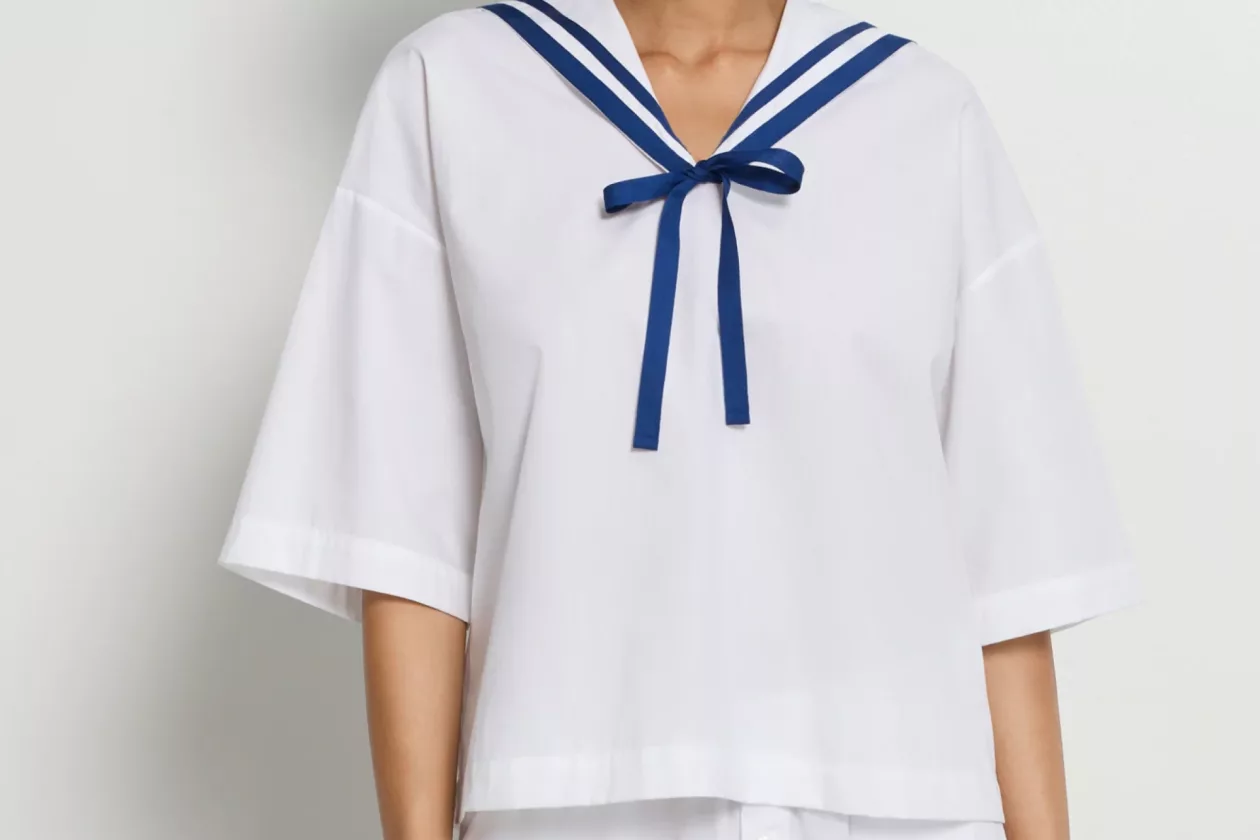 5 HANRO Cotton Sailor Collared Top