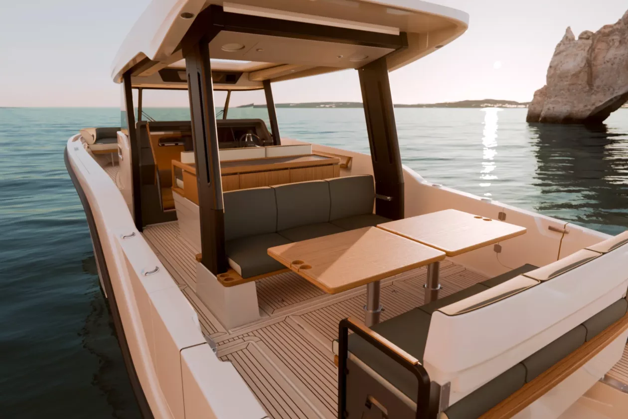 3 AIATA Sunfinder 38