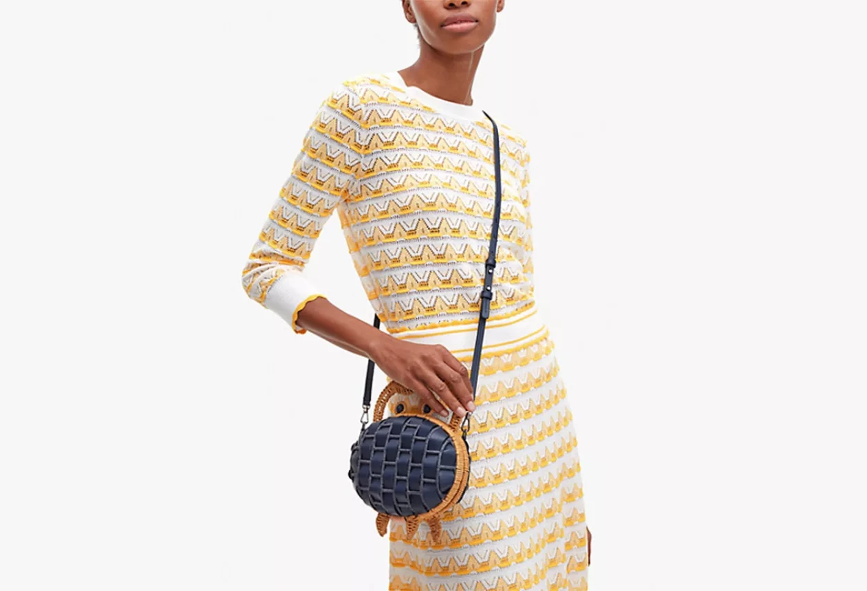 Shelly Wicker Crab Crossbody 1