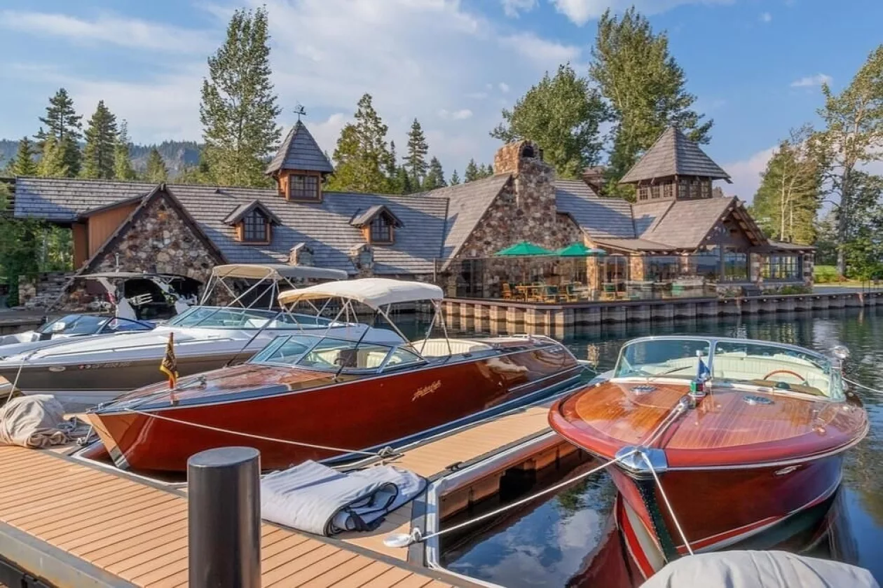 Tahoe house01