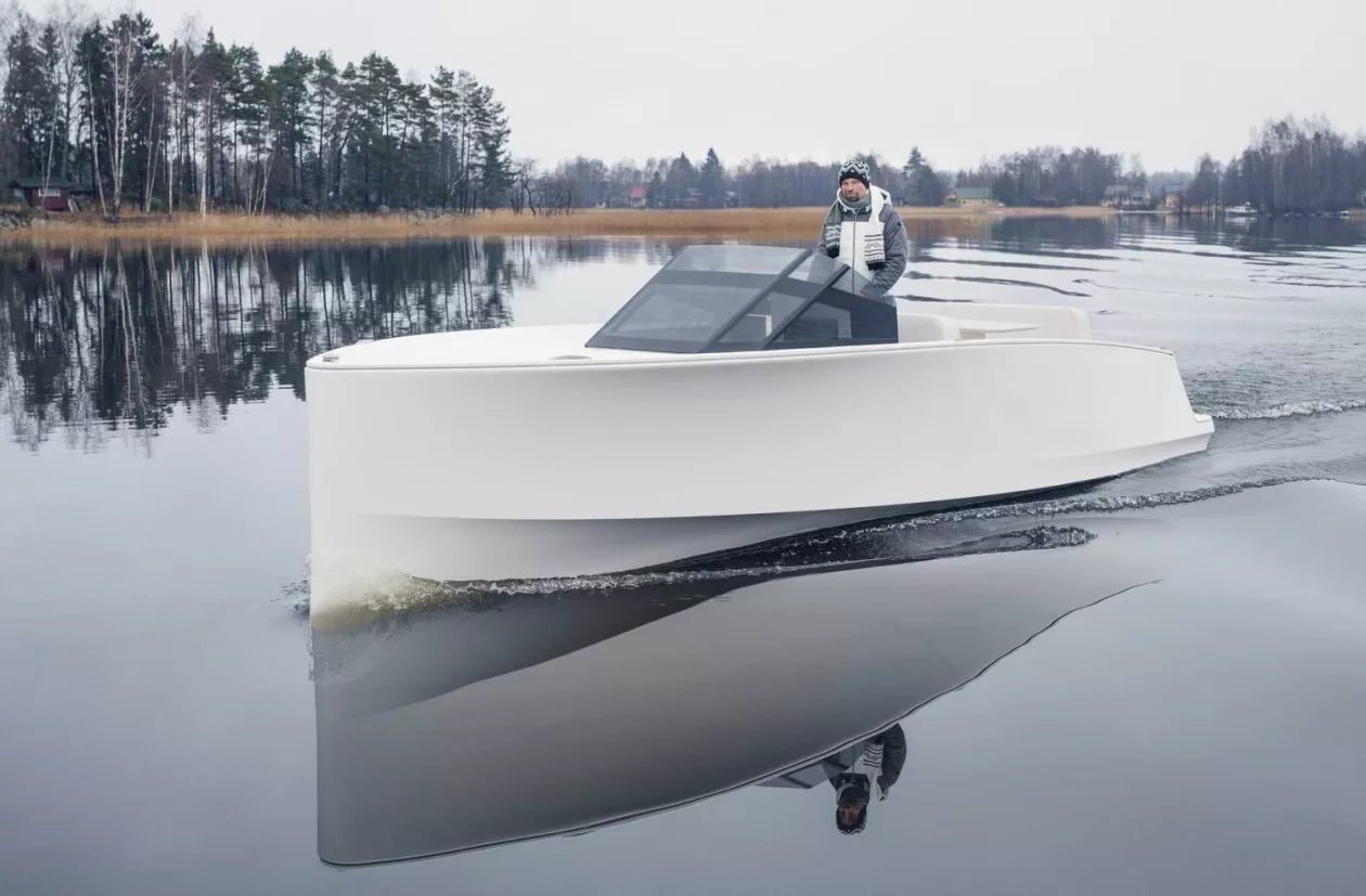Q yacht03